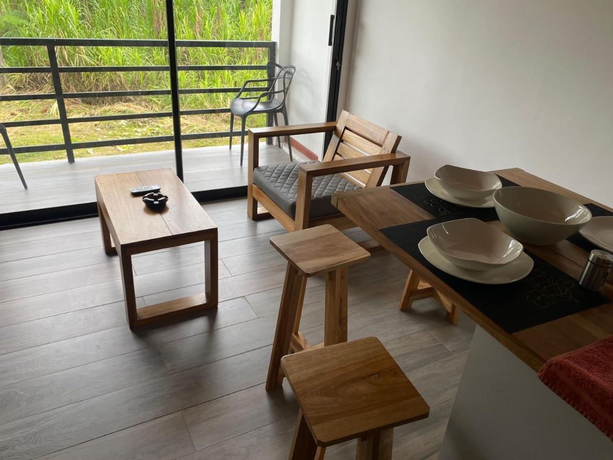 Bunker593 Inn Tena Luaran gambar