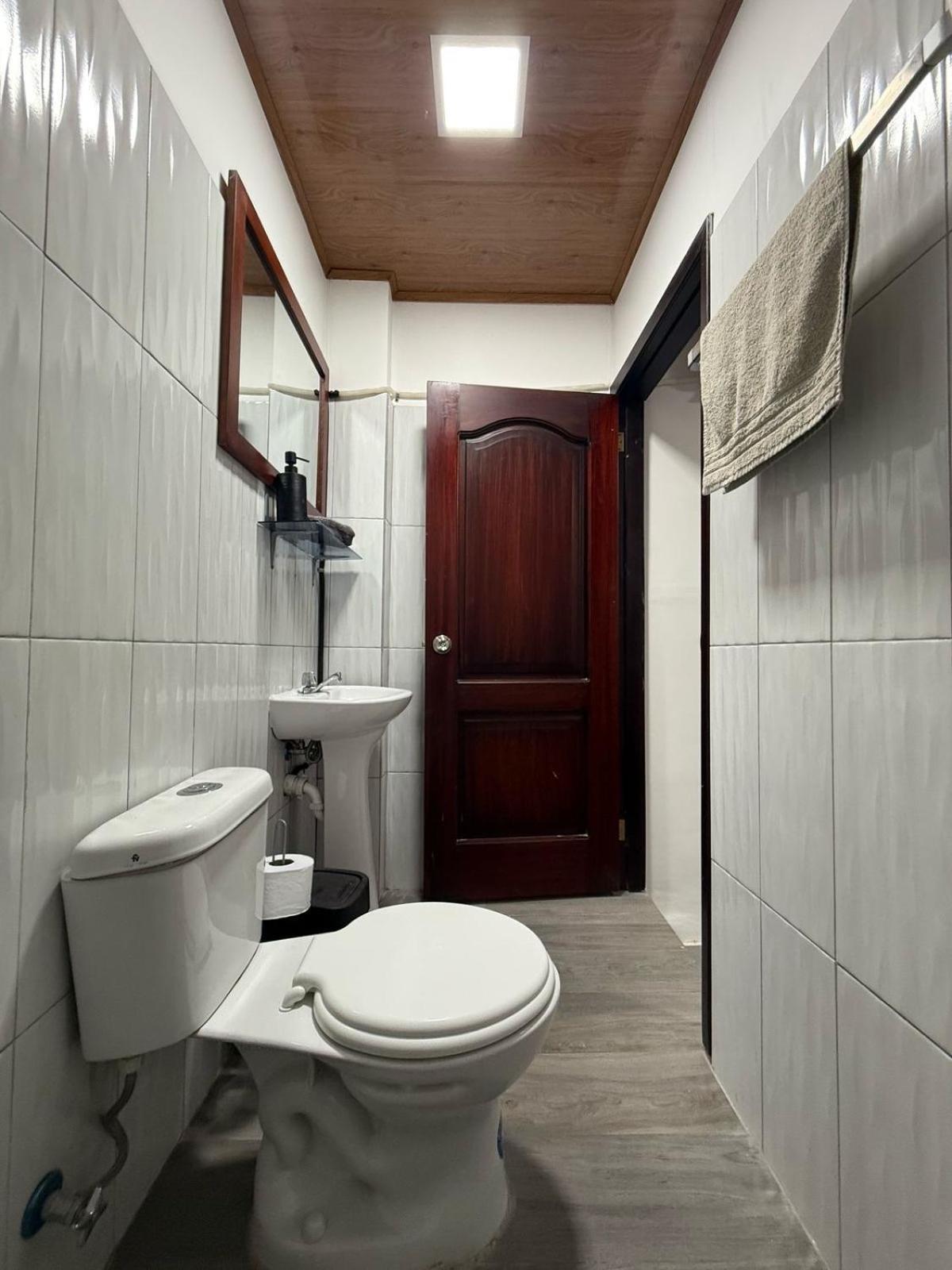 Bunker593 Inn Tena Luaran gambar